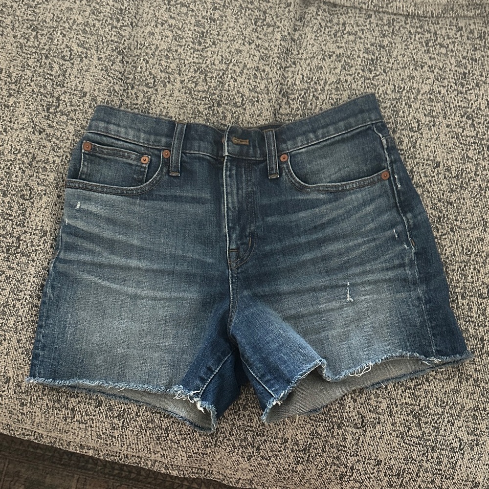 Madewell hi-rise Jean Shorts 25